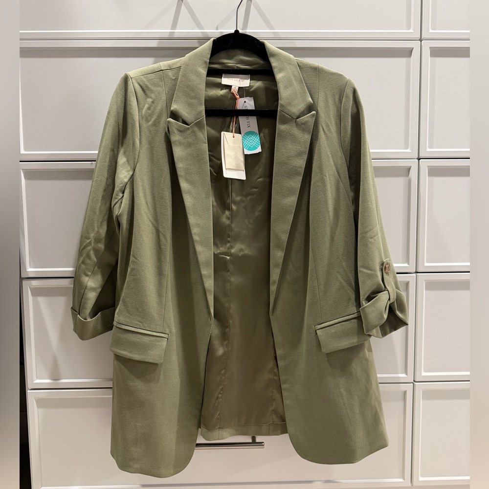 Skies Are Blue Olive Relaxed-Fit Roll-Sleeve Blazer